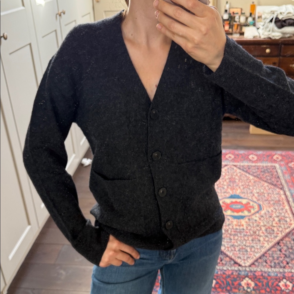 Women’s Black Cardigan Sweater from Everlane brand new